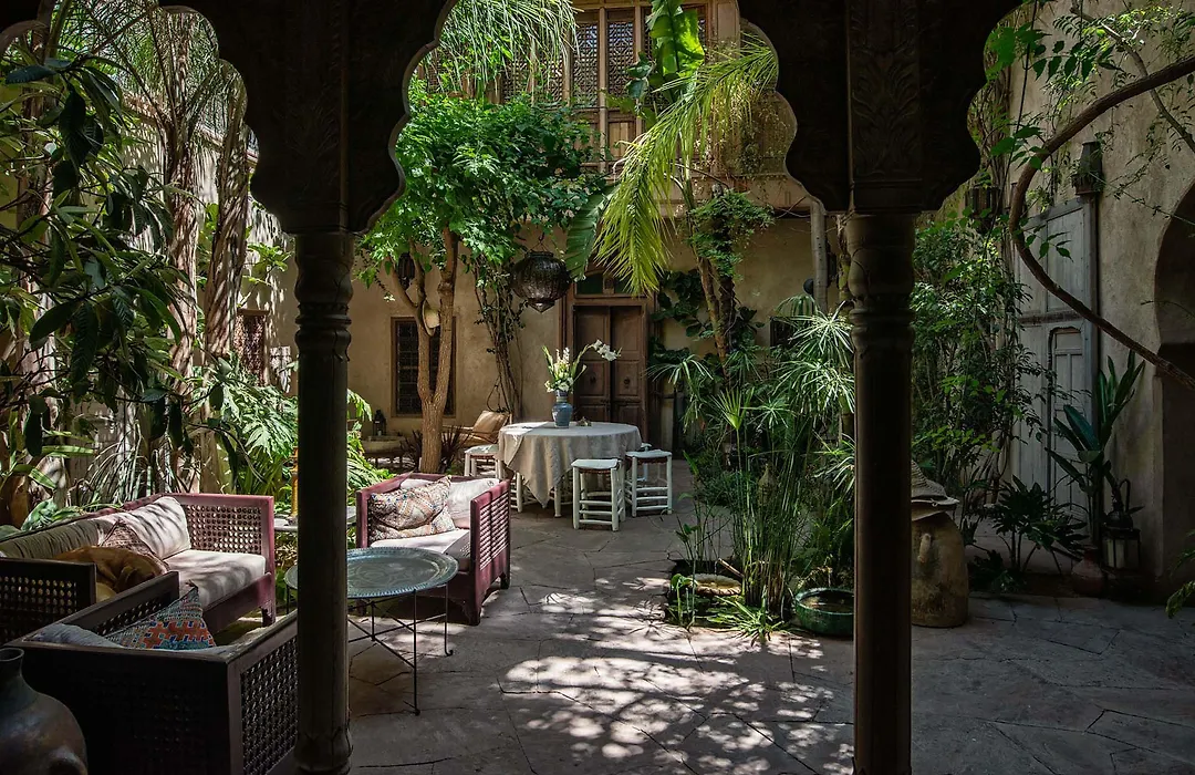 Riad Kbour & Chou-1